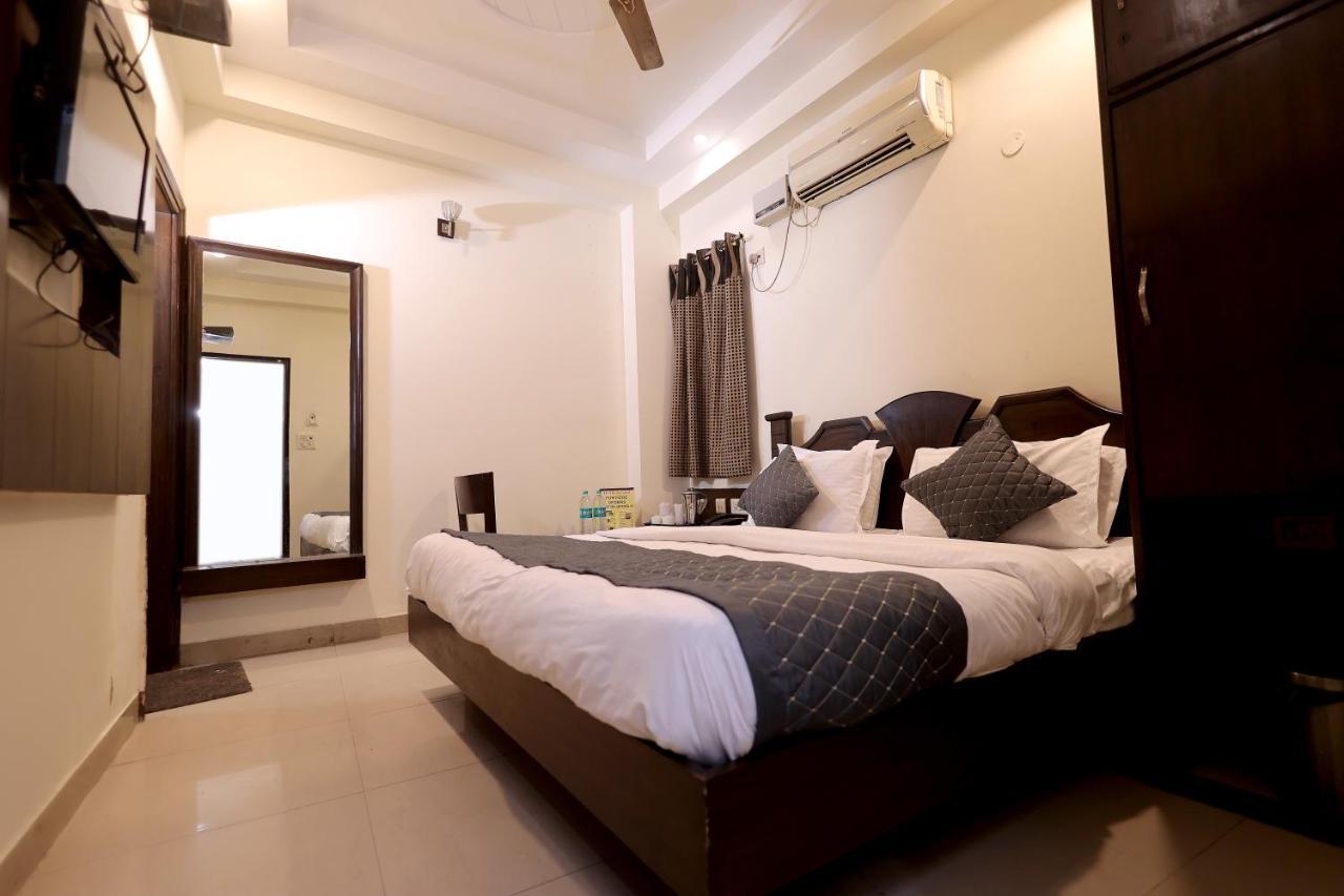 Hotel Gaylord International - Nowe Delhi Zewnętrze zdjęcie