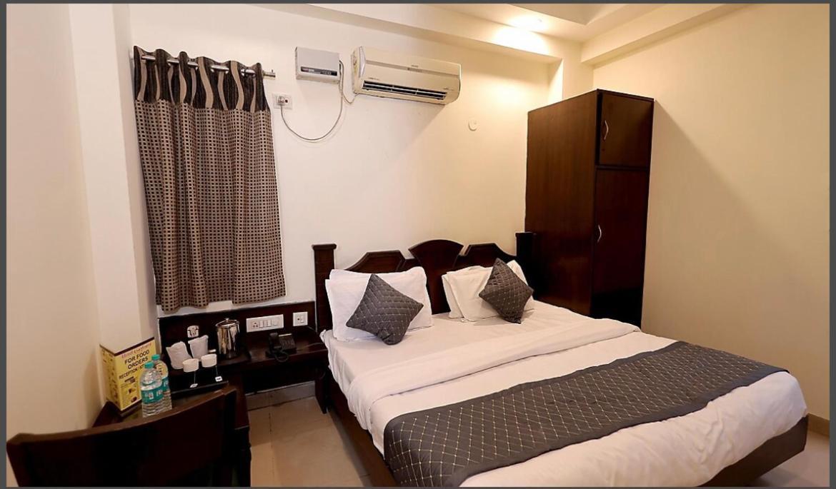 Hotel Gaylord International - Nowe Delhi Zewnętrze zdjęcie