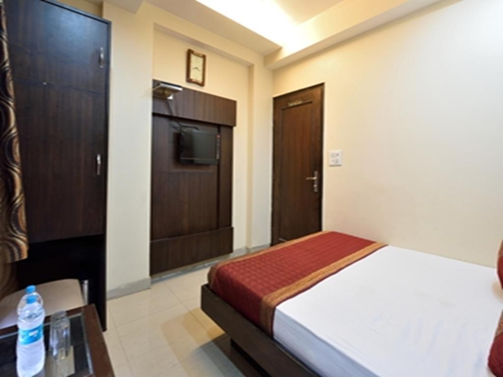 Hotel Gaylord International - Nowe Delhi Zewnętrze zdjęcie